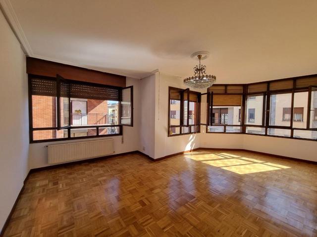 PISO 3 DORMITORIOS, ASCENSOR CENTRICO EN ARRIONDAS photo 0