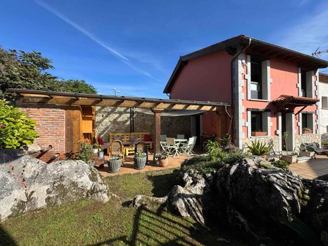 PROPIUS VENDE DOS CASAS TOTALMENTE  INDEPENDIENTES UNA DE LA OTRA AL LADO DE NUEVA photo 0