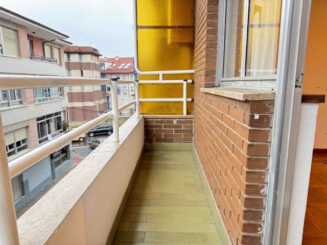 OPORTUNIDAD EN POSADA DE LLANES - PISO DE 2 DORMITORIOS PARA ACTUALIZAR. photo 0