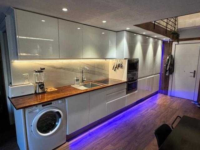 Piso en venta en Centre-Platja Gran(17250) photo 0