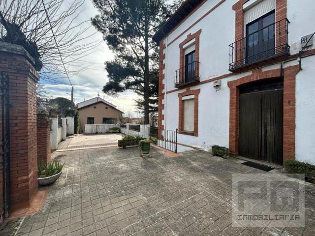 Piso En venta en Las Navas Del Marqués photo 0
