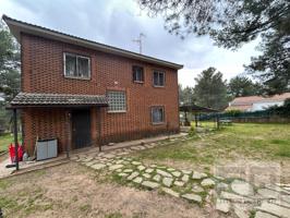 Piso En venta en Las Navas Del Marqués photo 0