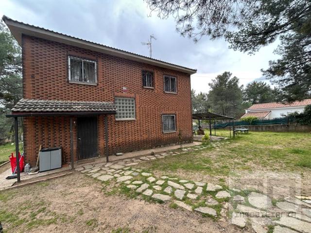 Piso En venta en Las Navas Del Marqués photo 0