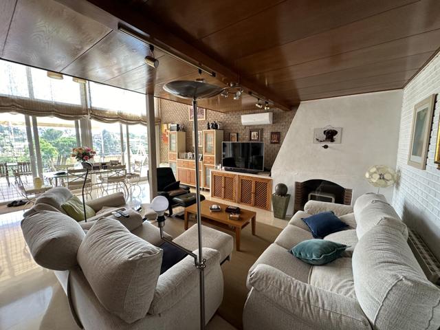 Chalet en El Brillante photo 0