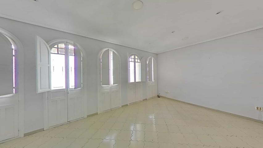 PISO MUY CÉNTRICO photo 0
