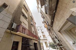 ¡Oportunidad de Inversión! Se venden 5 plantas de pisos en Tortosa, Carrer D’En Carbo photo 0
