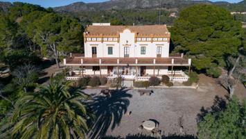 GRAN FINCA EN VENTA EN BOSCOS DE VALLS photo 0