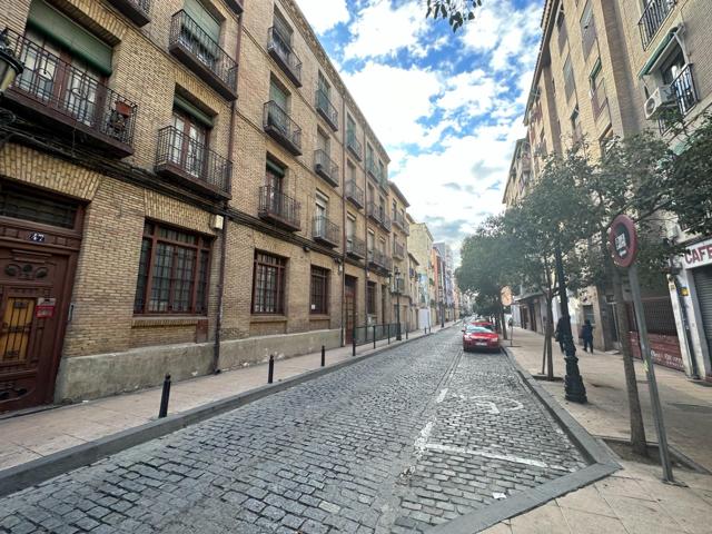 Venta de Solar Urbano junto al Mercado Central de Zaragoza photo 0