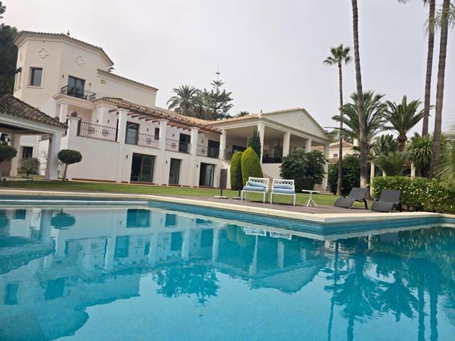 Impresionante villa en venta en Nueva Andalucía Marbella photo 0