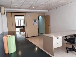 OFICINA EN VENTA UBICADA EN EL CASCO HISTORICO DE CASTELLÓN photo 0
