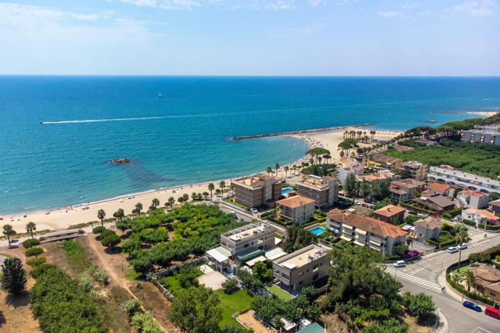 Villa de Lujo en Segunda Línea de Mar, Costa Dorada 🌊 photo 0