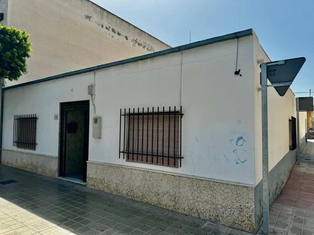 Chalet en Av. Constitución photo 0