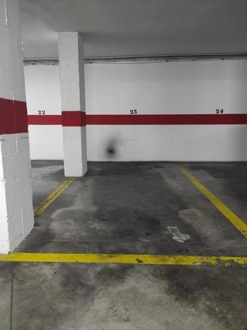 🚘 Garaje en la Plaza de El Zoco – Amplia, Cómoda y Estratégica photo 0