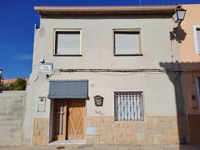 CASA A LA VENTA EN AIELO DE MALFERIT: ESPACIOSA Y VISTAS DESPEJADAS!! photo 0