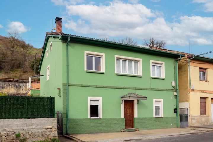 Disfruta de una vivienda con terreno en Lena, Asturias. photo 0