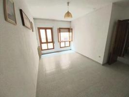 piso en Baza photo 0