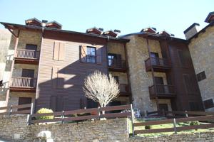 ¡Tu refugio perfecto en el Pirineo! Ático dúplex en venta en Aiguabella de la Vall Fosca photo 0