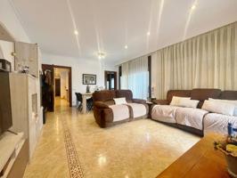 Chalet independiente en Amer photo 0