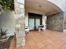 Chalet independiente en Amer photo 0
