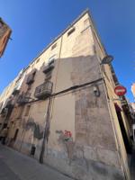 Edificion en venta en Valls, Tarragona photo 0