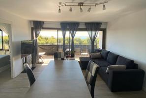 Exclusivo apartamento en primera línea de mar con vistas panorámicas – €360.000 photo 0