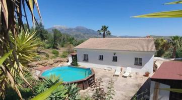 Maravillosa finca de 3 dormitorios y 2 baños con impresionantes vistas panorámicas photo 0