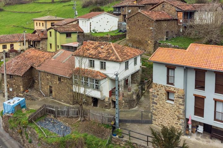 Bonita casa tradicional asturiana en Quirós photo 0