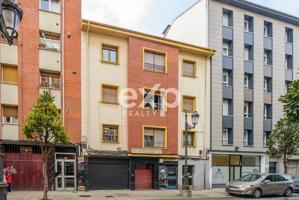 Piso de 108 m² y 3 habitaciones en Vallobín – Reformado y con trastero de 10 m² photo 0