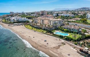 Apartamento en Primera Línea de Playa en la Cala de Mijas photo 0