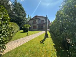 Chalet en Jaca photo 0