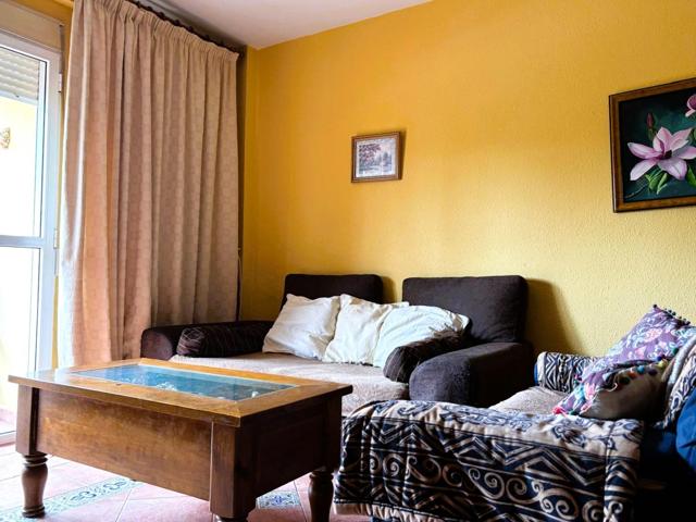 Apartamento de 3 dormitorios en Marbella photo 0