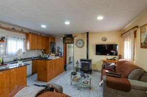 Casa en Aiguamúrcia con parcela de 1.558m2 photo 0