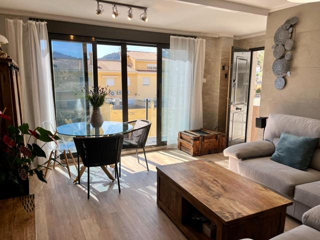 Impecable apartamento dúplex, 3 habitaciones con impresionantes vistas – Rótova, Valencia photo 0