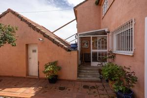 Chalet adosado en Pozuelo de Alarcon photo 0