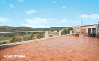 ¡Oportunidad única en Blanes! Casa esquinera de 257 m² para rehabilitar a tu gusto. photo 0