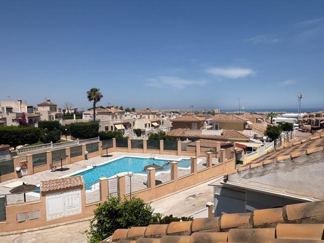 Hermoso chalet pareado con vistas al mar en Los Altos, Torrevieja photo 0