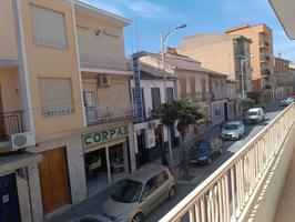 GRAN CASA ADOSADA CON LOCAL INCLUIDO photo 0
