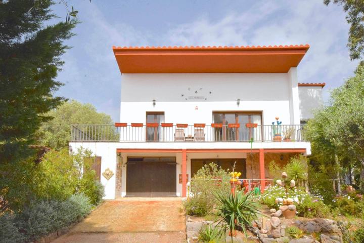 Magnífico chalet independiente con piscina y vistas a la montaña! photo 0