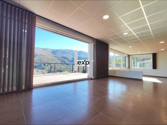 Espectacular chalet unifamiliar a 10 minutos de Oviedo con vistas al valle del Trubia photo 0