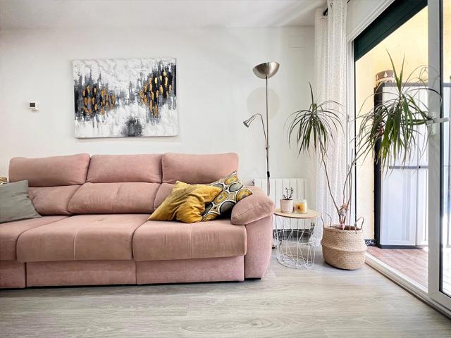 Amplio y Reformado Piso de 3 Habitaciones en Premià de Mar - Perfecto Estado photo 0