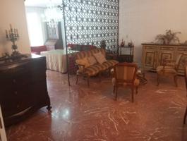 ¡Oportunidad en Málaga Este! Luminoso y cómodo piso de 142 m² con terraza y excelente ubicación photo 0