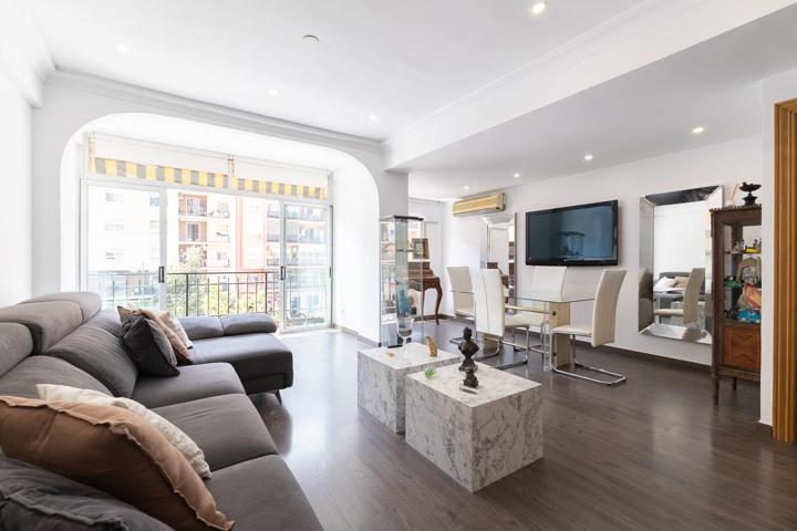 Bienvenido a tu nuevo hogar en Av. Doctor Waksman photo 0