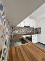 Hostal Reformado en Funcionamiento – Rentabilidad Inmediata photo 0