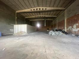 Venta de nave industrial en Els Garidells – 500 m² construidos, gran altura y diáfana photo 0