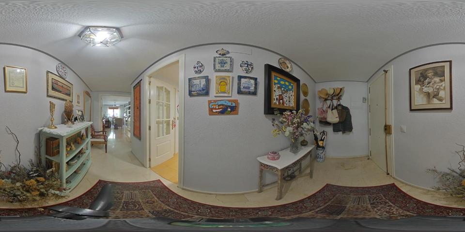 Piso reformado en venta en San Pablo con garaje y excelente ubicación photo 0