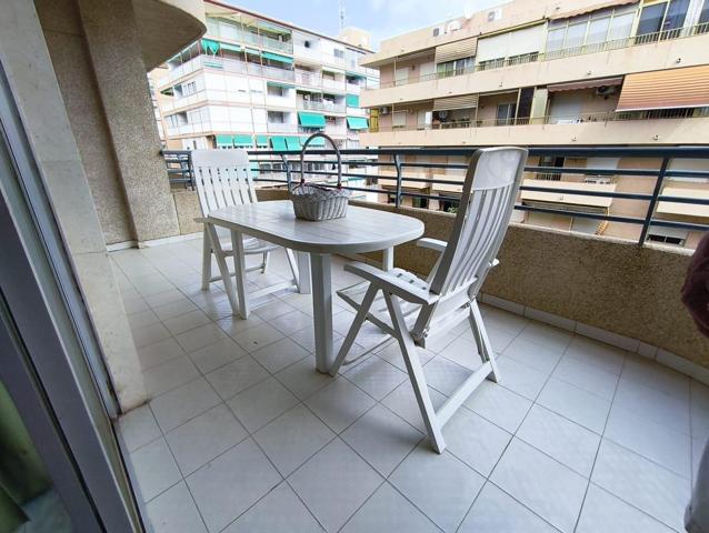 Se vende Piso en Calle Alfonso XII photo 0