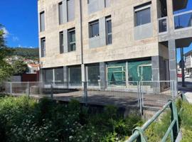 Se vende inmueble con licencia para vivienda en Sabarís (Baiona) photo 0