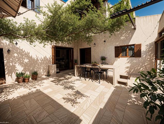 Amplia casa a la venta en Campanet photo 0