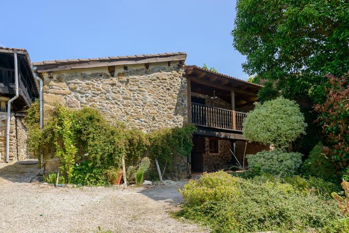 Casa de piedra en Pando, Langreo photo 0