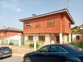 Chalet en Venta en Elche de la Sierra – Oportunidad para Actualizar photo 0